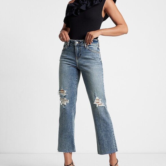 SALE!!!  Mid Rise Medium Wash Ripped 90s Ankle Boot Jeans size 6R - Picture 2 of 12